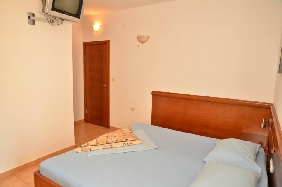 Buzuku House Hotel Ulcinj Ngoại thất bức ảnh