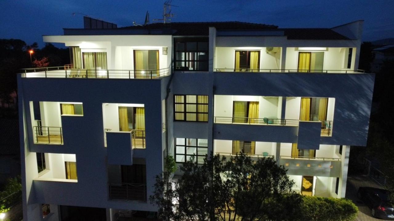 Buzuku House Hotel Ulcinj Ngoại thất bức ảnh