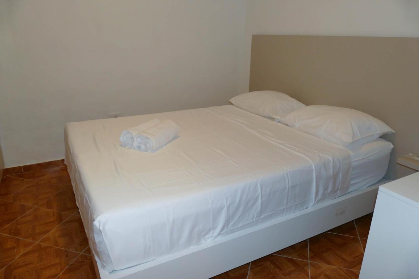 Buzuku House Hotel Ulcinj Ngoại thất bức ảnh